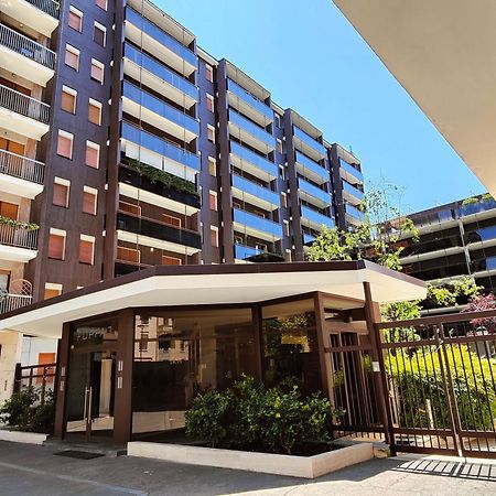 Bnbutler - Via Foppa 7 - 130 Mq In Posizione Strategica Milan Exterior photo